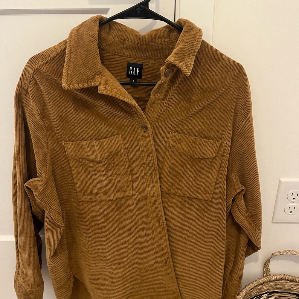 GAP Corduroy Shirt Jacket in Camel - Picture 3 of 3